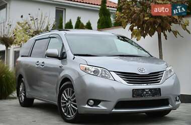 Минивэн Toyota Sienna 2012 в Одессе