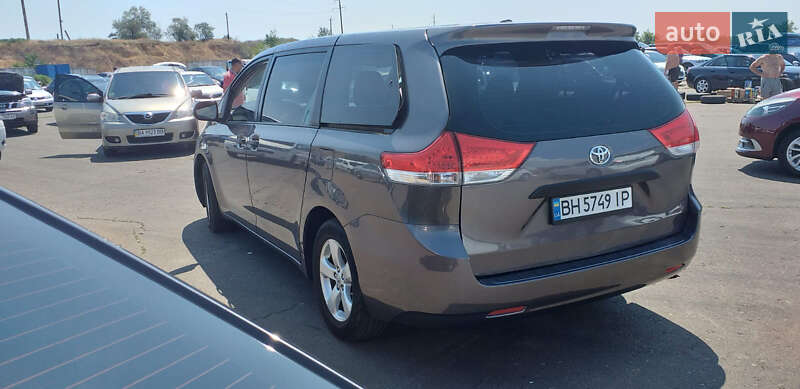 Минивэн Toyota Sienna 2014 в Одессе