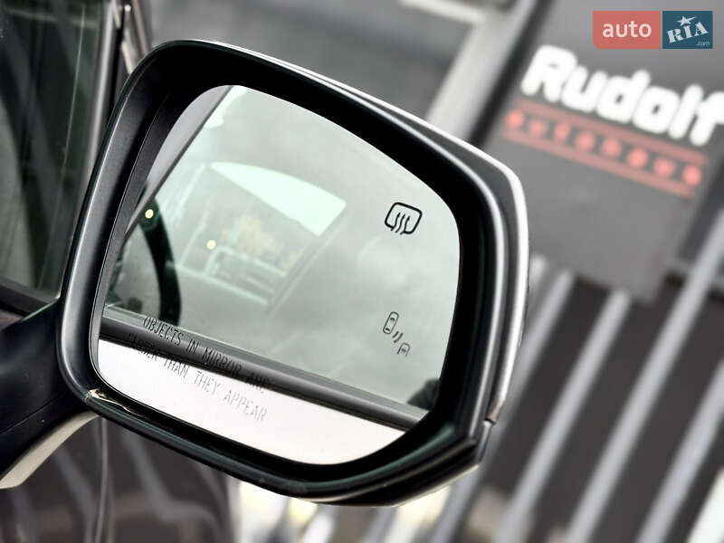 Минивэн Toyota Sienna 2021 в Киеве