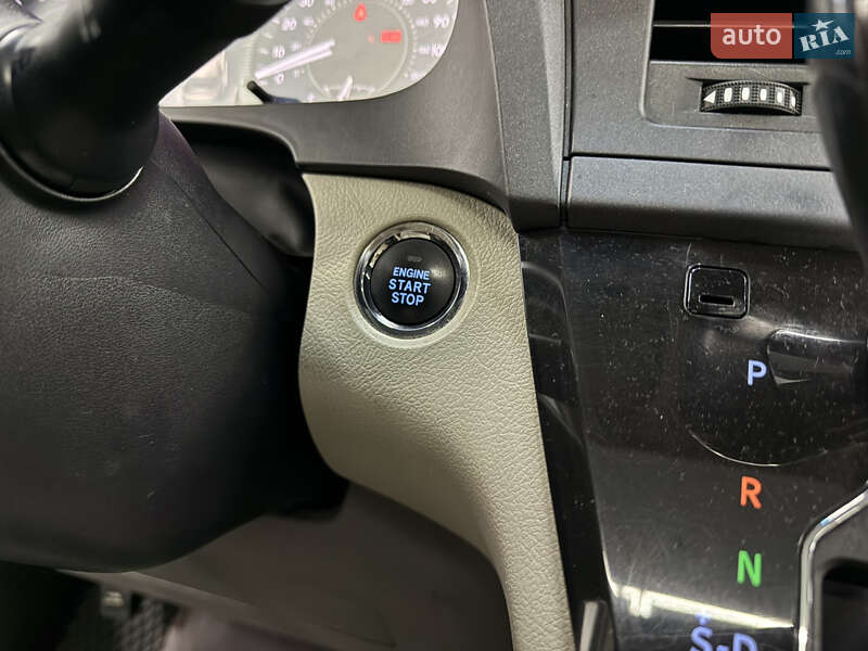 Мінівен Toyota Sienna 2017 в Одесі