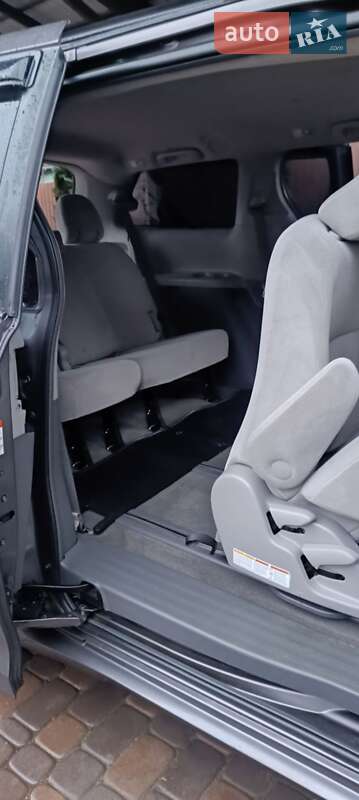 Минивэн Toyota Sienna 2015 в Черновцах фото 67 Минивэн Toyota Sienna 2015 в Черновцах