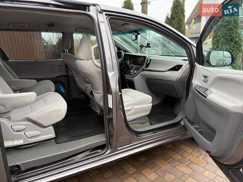 Минивэн Toyota Sienna 2015 в Черновцах фото 22 Минивэн Toyota Sienna 2015 в Черновцах