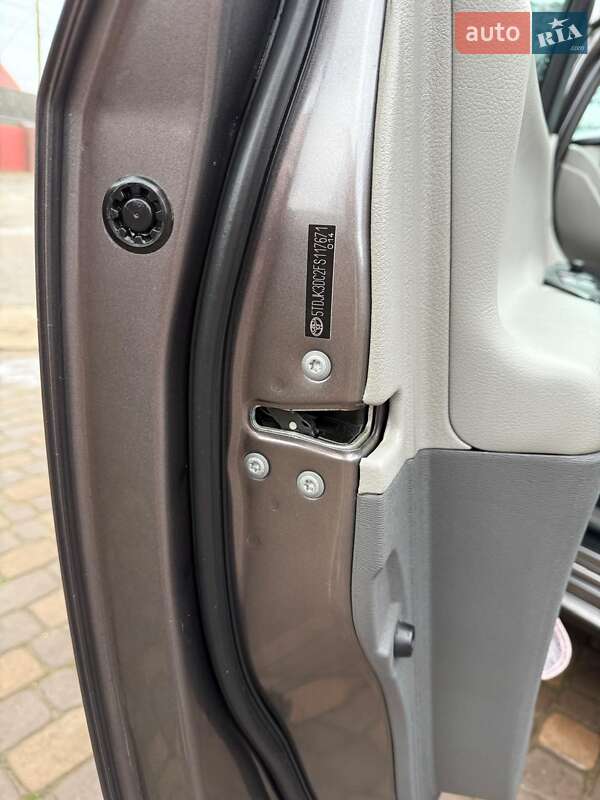 Минивэн Toyota Sienna 2015 в Черновцах фото 37 Минивэн Toyota Sienna 2015 в Черновцах