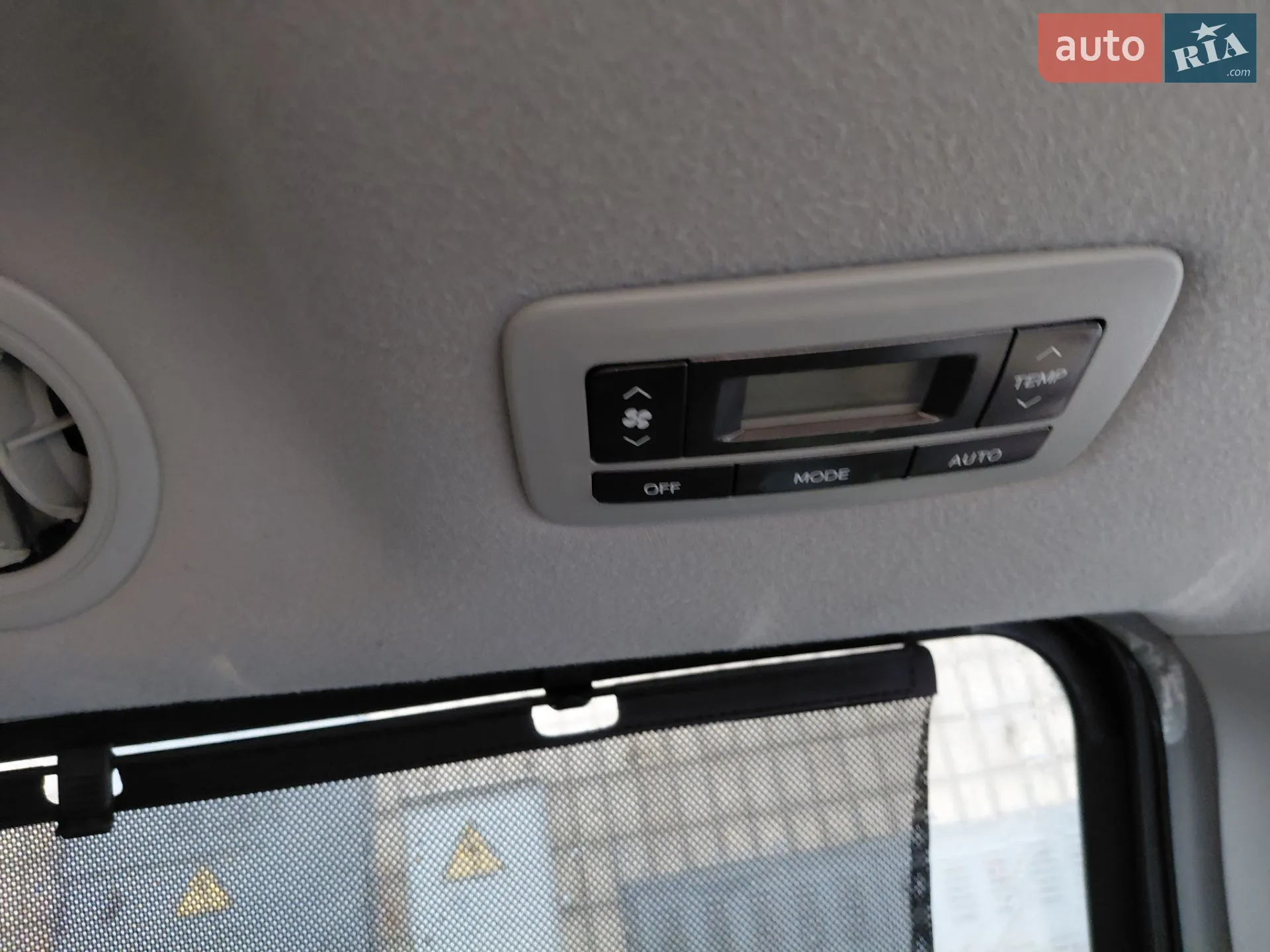 2014 Toyota Sienna - мініатюра 24