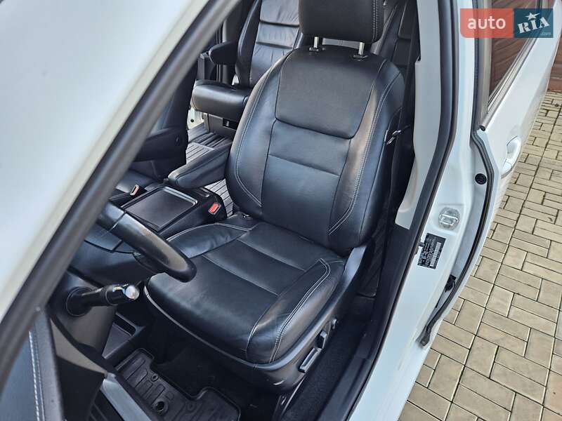 Мінівен Toyota Sienna 2016 в Одесі