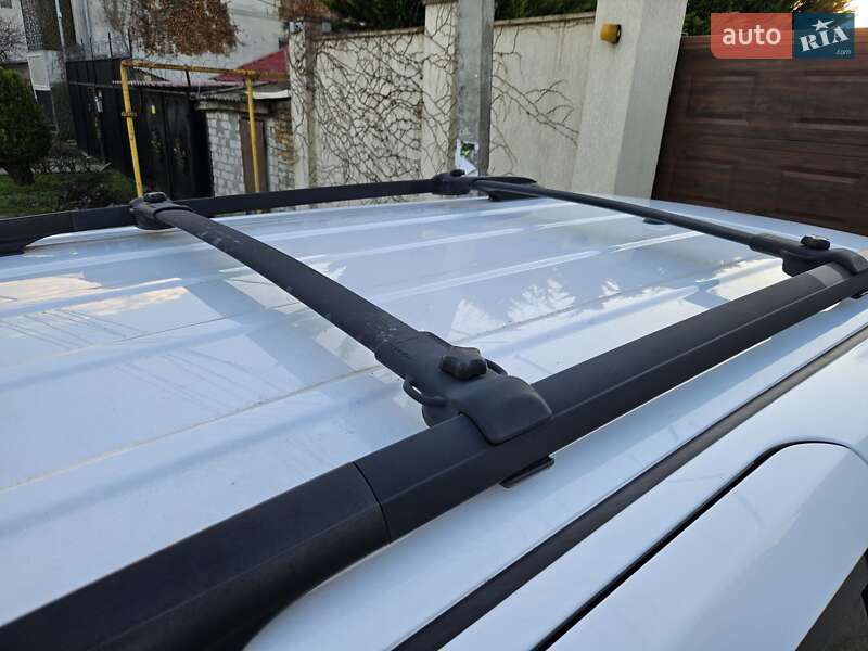 Мінівен Toyota Sienna 2016 в Одесі