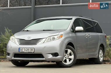 Минивэн Toyota Sienna 2016 в Белой Церкви