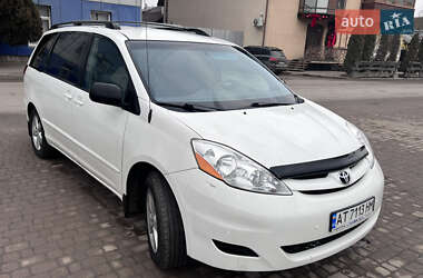 Мінівен Toyota Sienna 2007 в Івано-Франківську