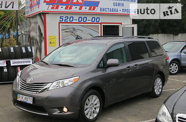 Toyota Sienna 2018