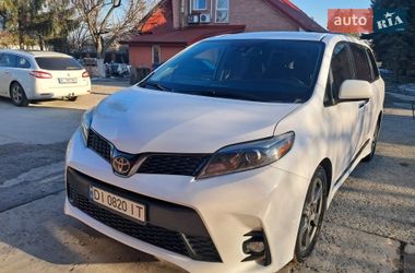 Минивэн Toyota Sienna 2019 в Броварах