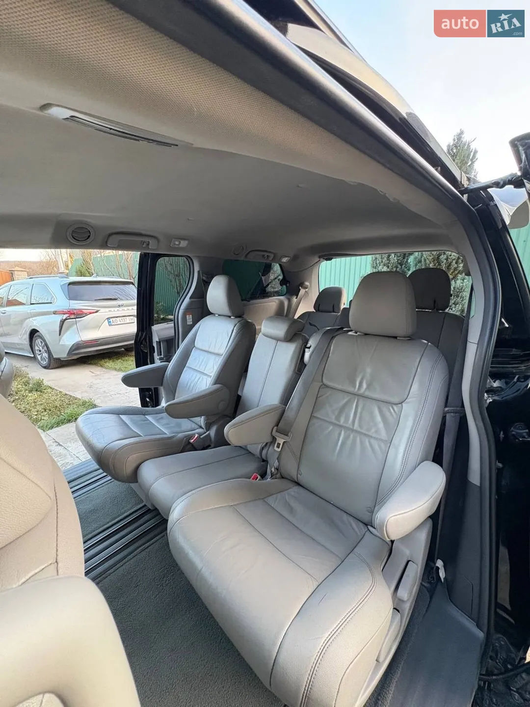 2017 Toyota Sienna - мініатюра 29