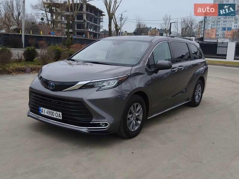 Минивэн Toyota Sienna 2023 в Белой Церкви