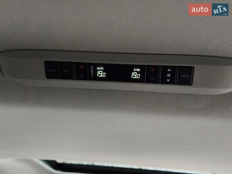 Минивэн Toyota Sienna 2023 в Белой Церкви