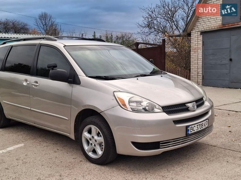 Toyota Sienna 2004 Toyota Sienna 2004