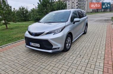 Мінівен Toyota Sienna 2023 в Покрові