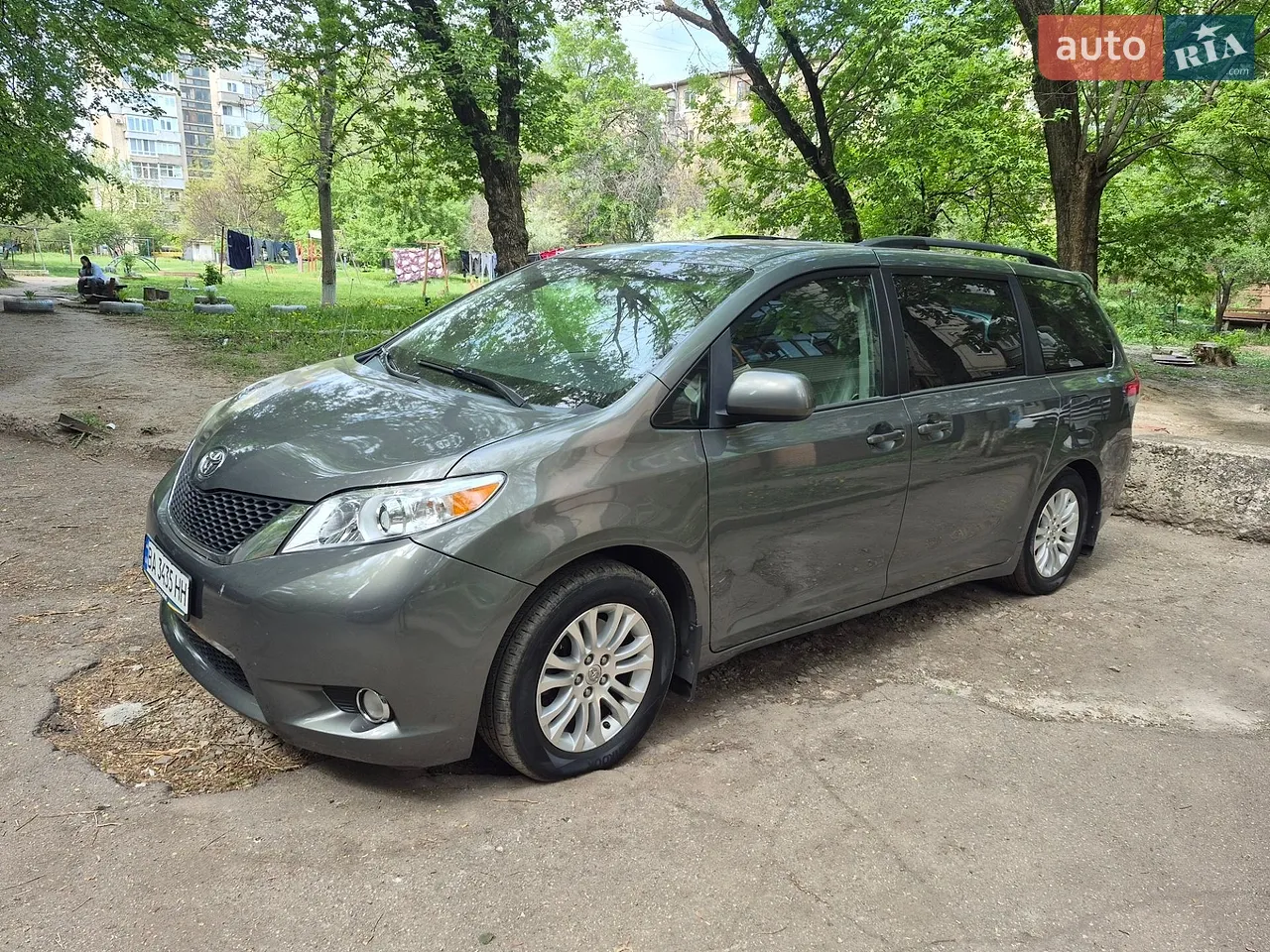 2015 Toyota Sienna - мініатюра 18