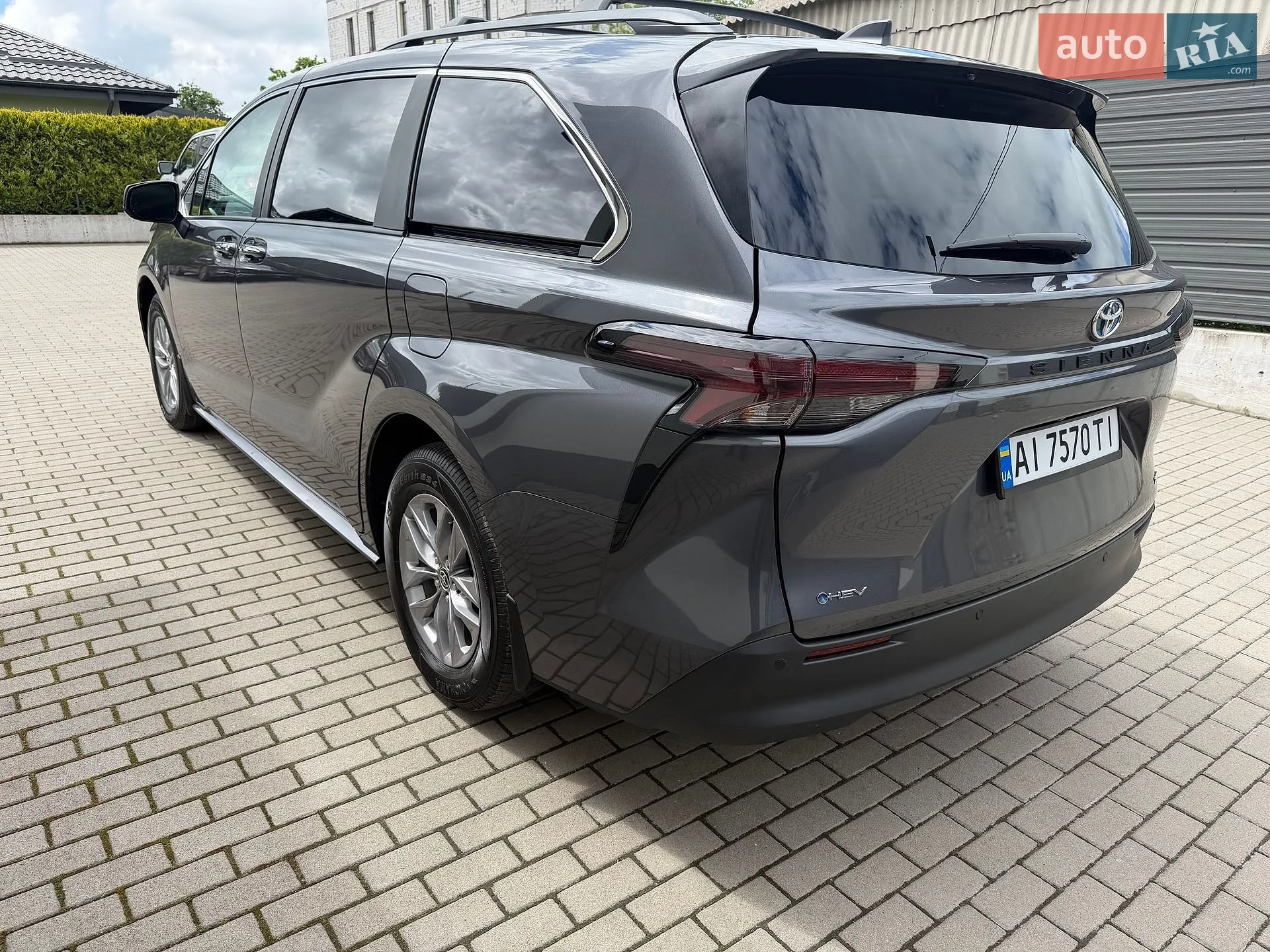 2025 Toyota Sienna - мініатюра 11