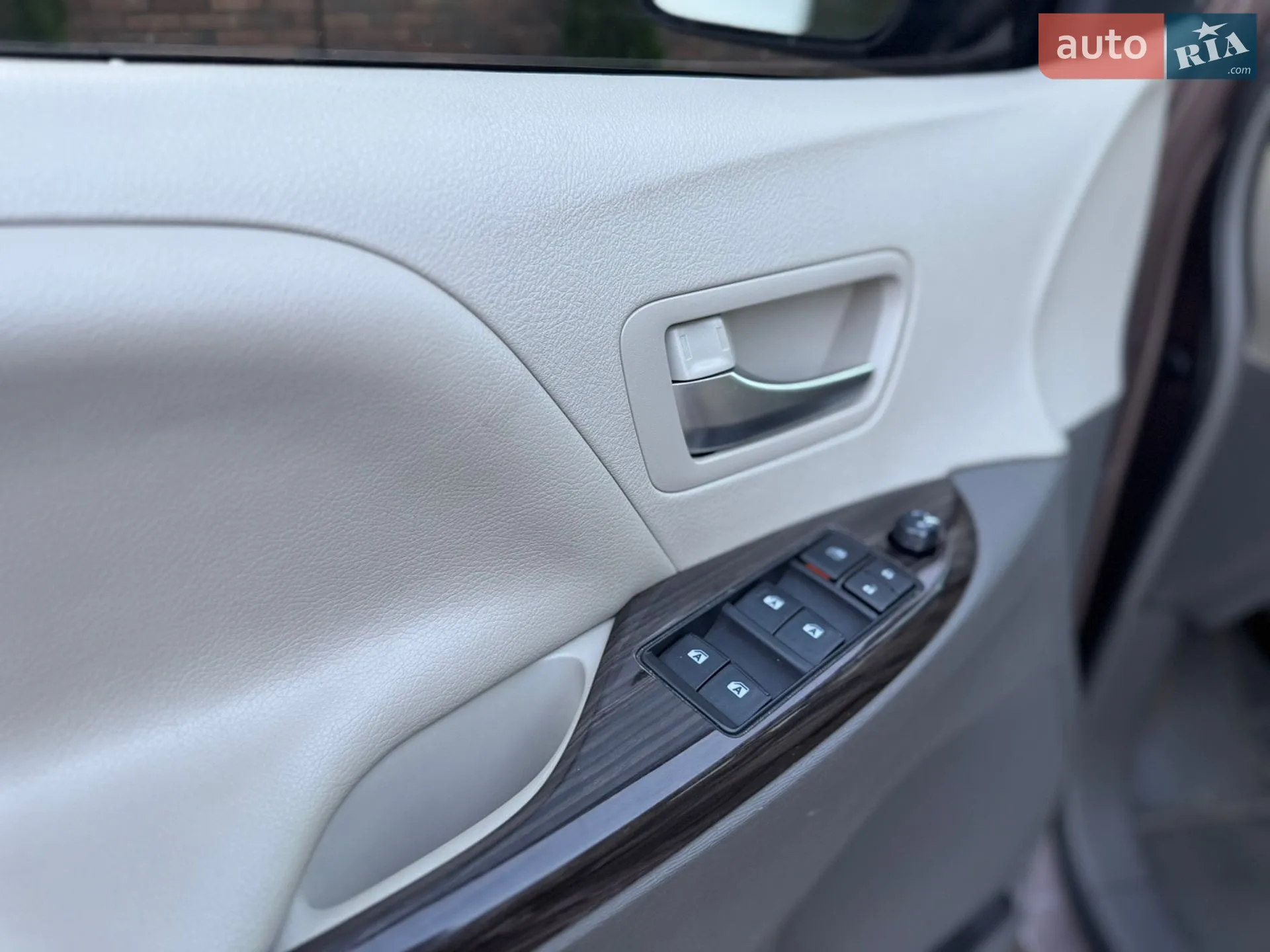 2019 Toyota Sienna - мініатюра 22