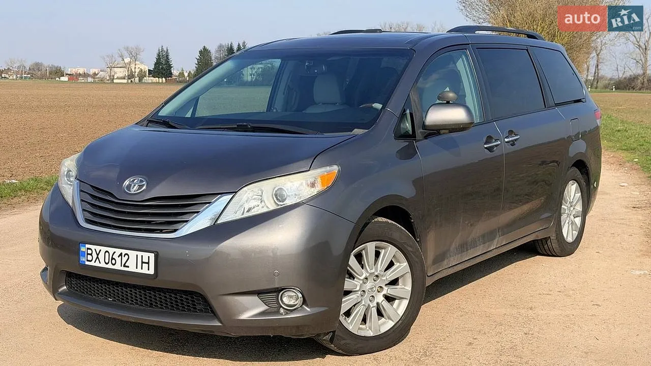 2010 Toyota Sienna - мініатюра 29