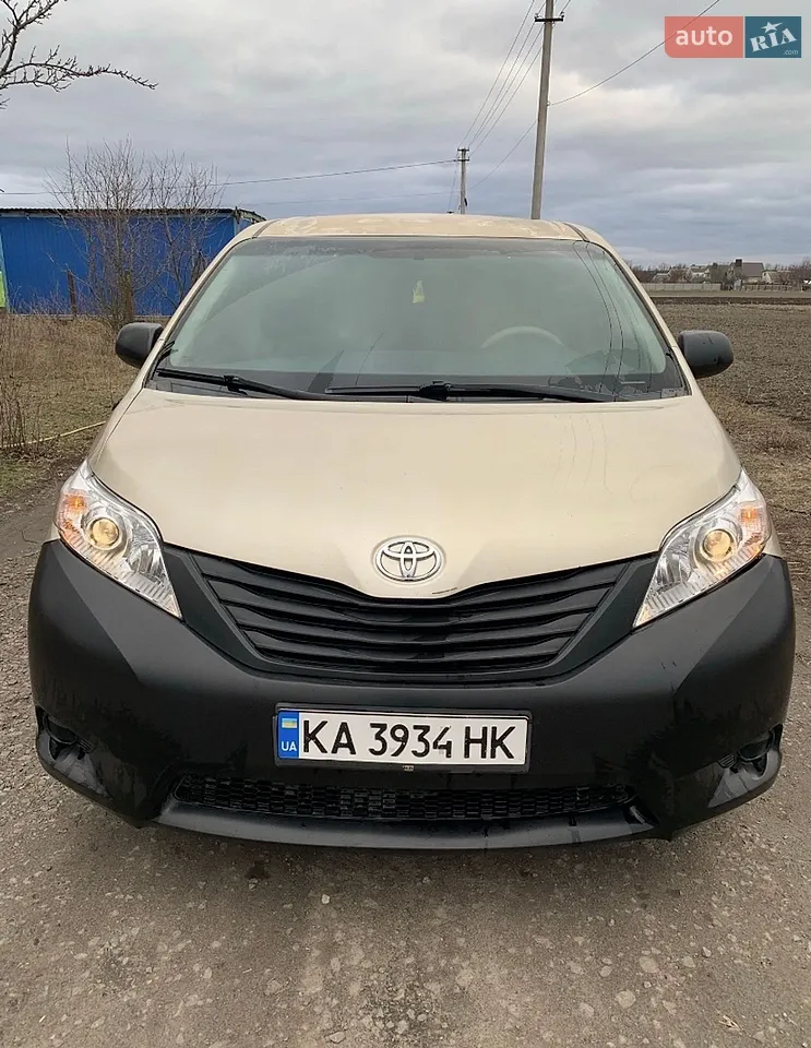 2013 Toyota Sienna - мініатюра 31