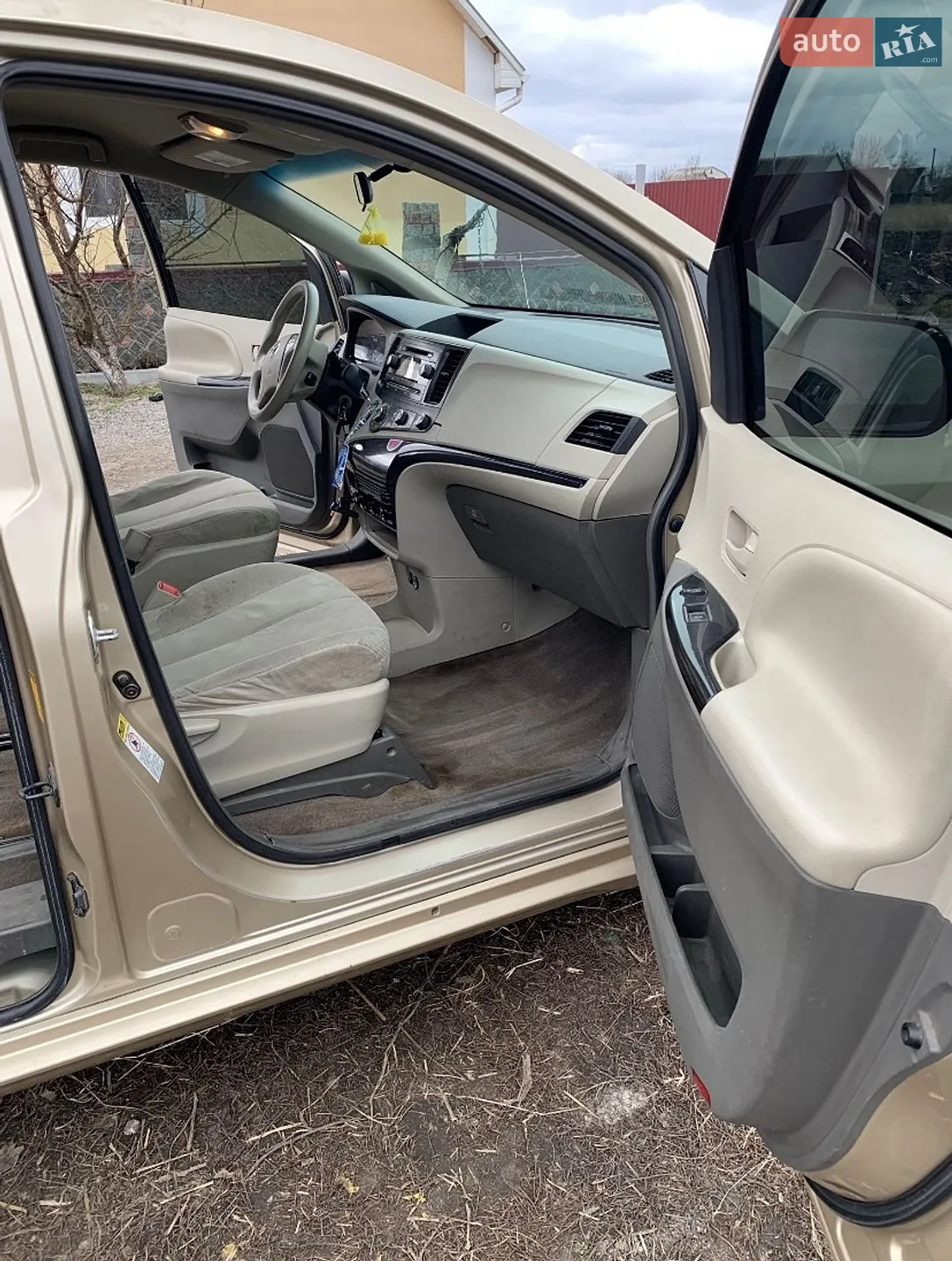 2014 Toyota Sienna - мініатюра 5