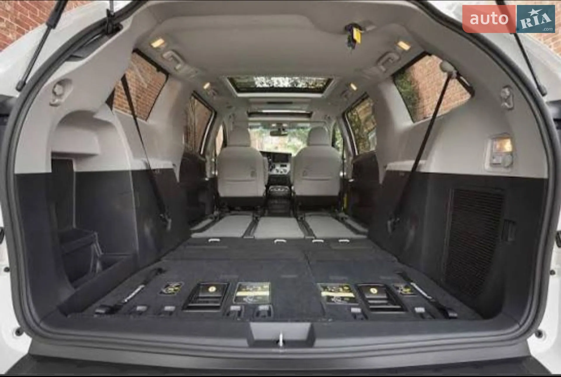 2012 Toyota Sienna - мініатюра 25