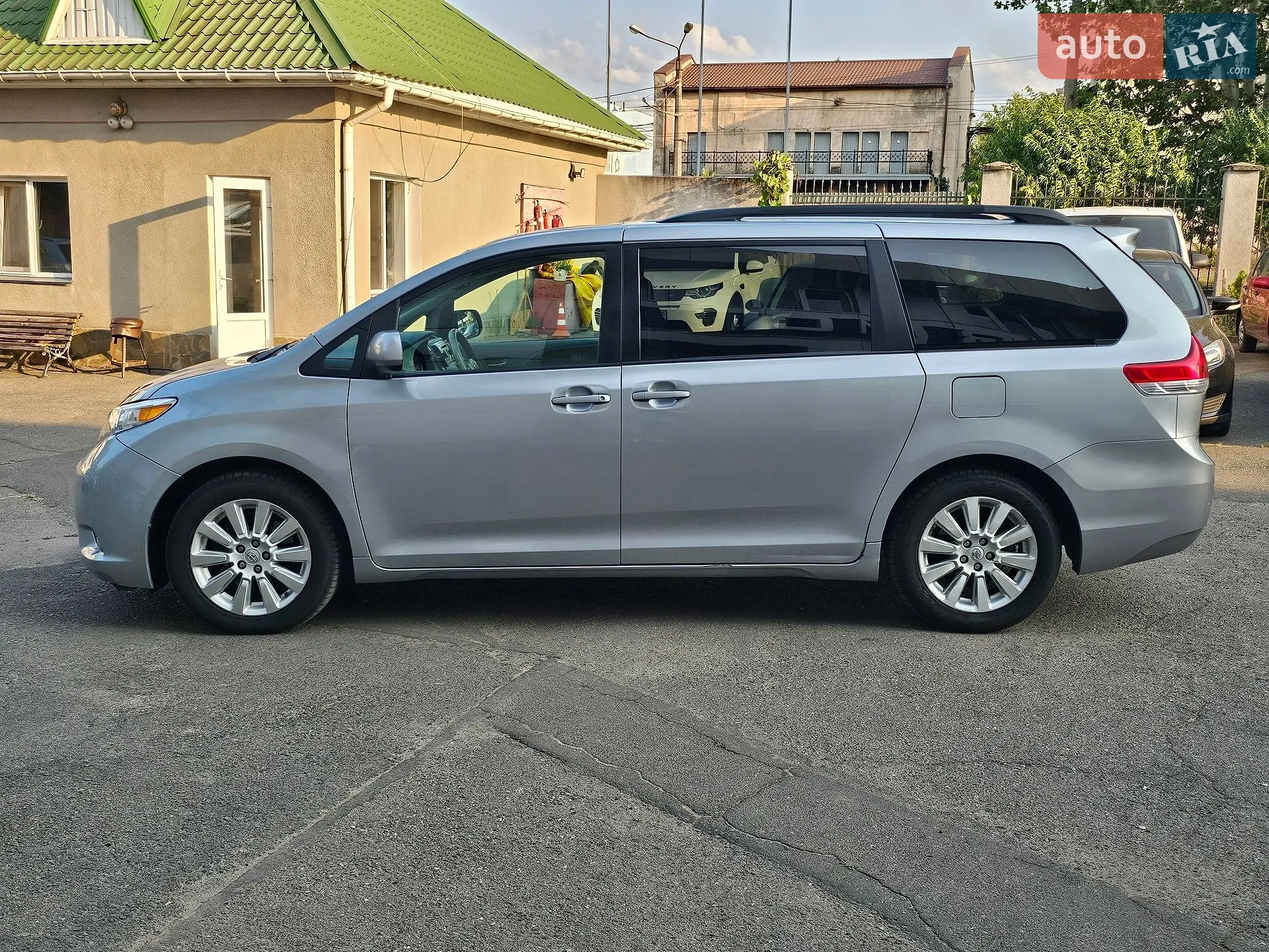 2013 Toyota Sienna - мініатюра 7