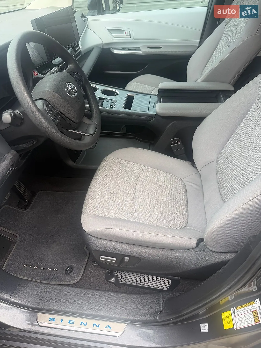 2025 Toyota Sienna - мініатюра 5