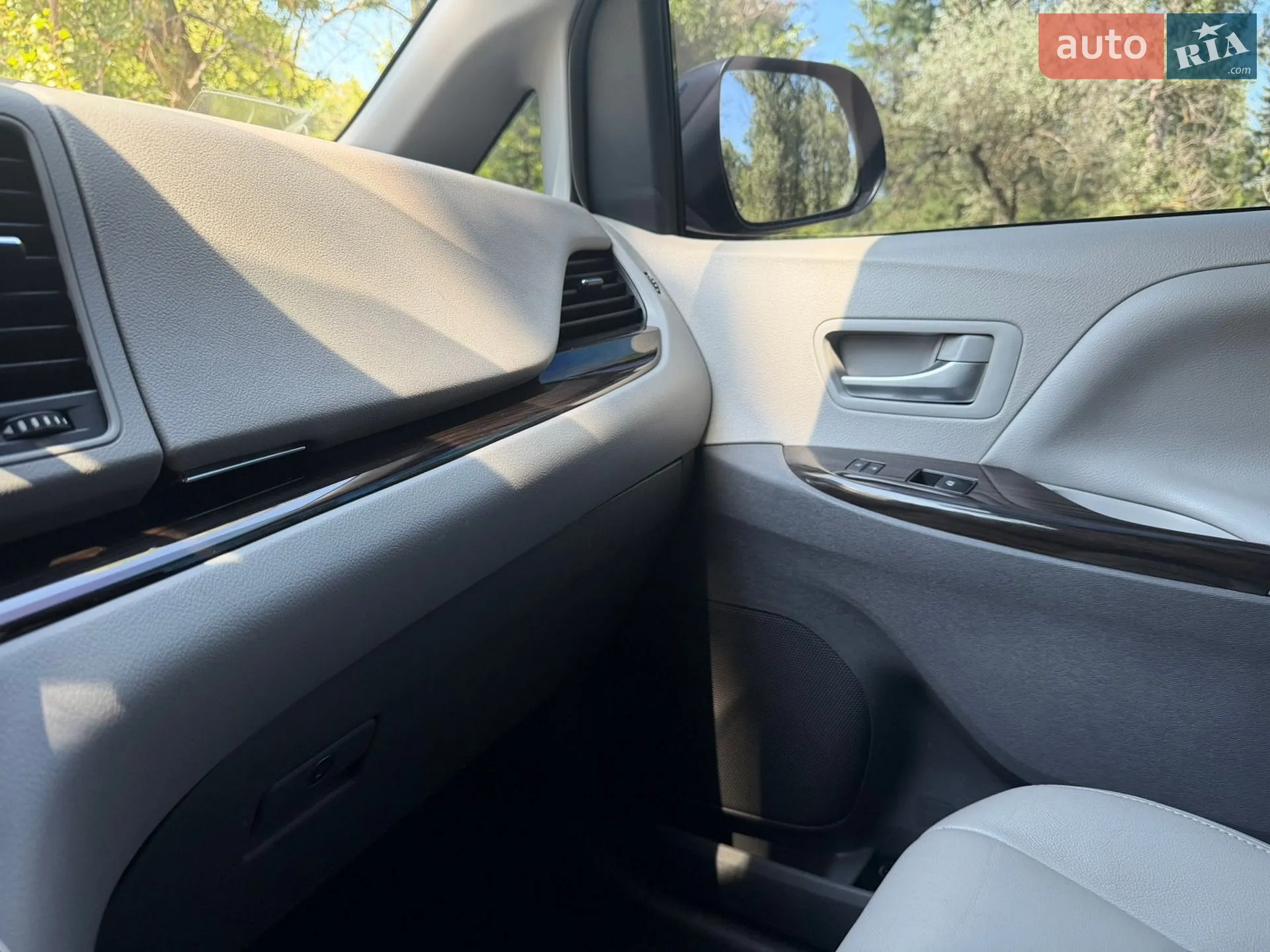 2018 Toyota Sienna - мініатюра 19
