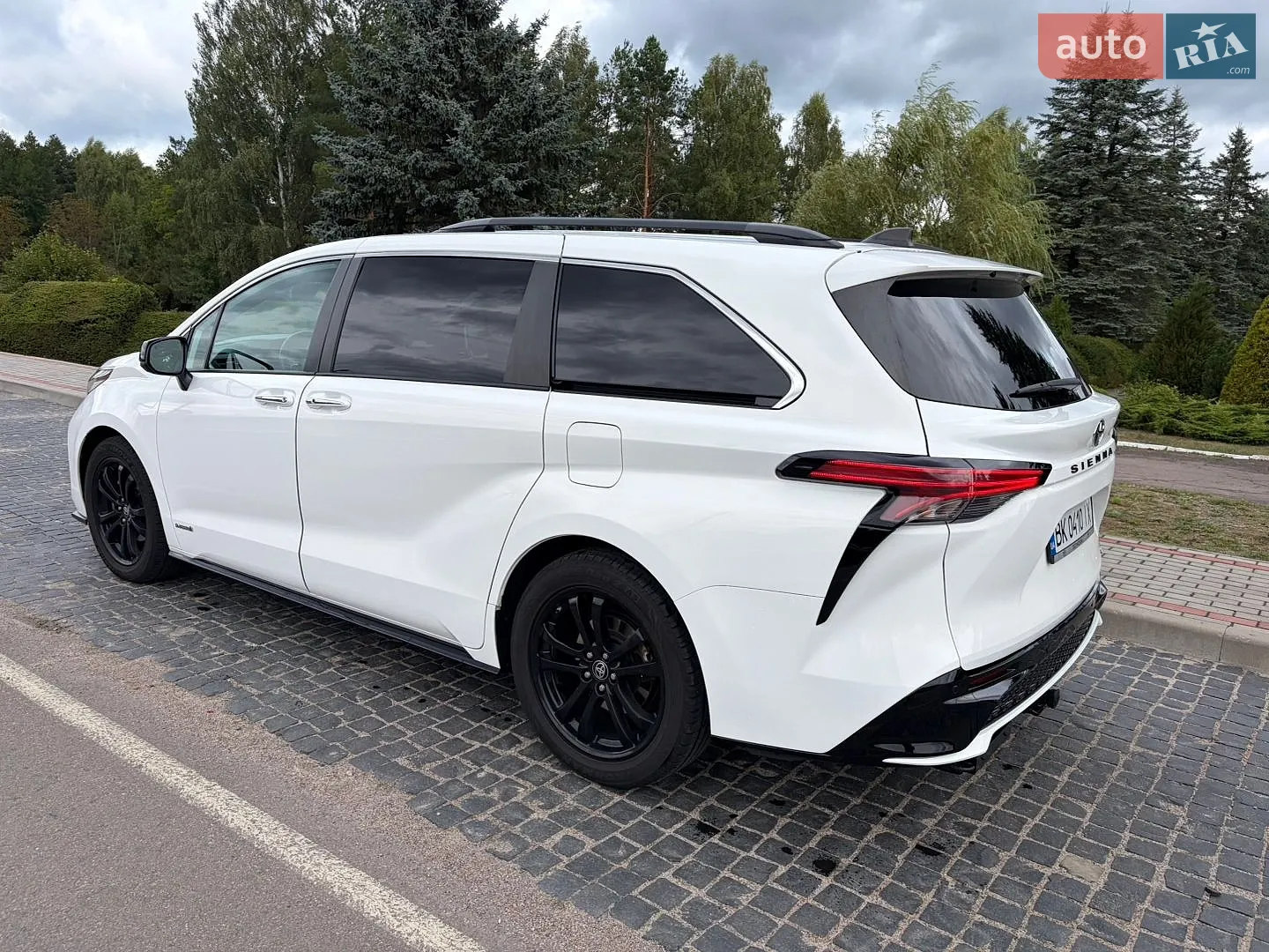 2020 Toyota Sienna - мініатюра 3