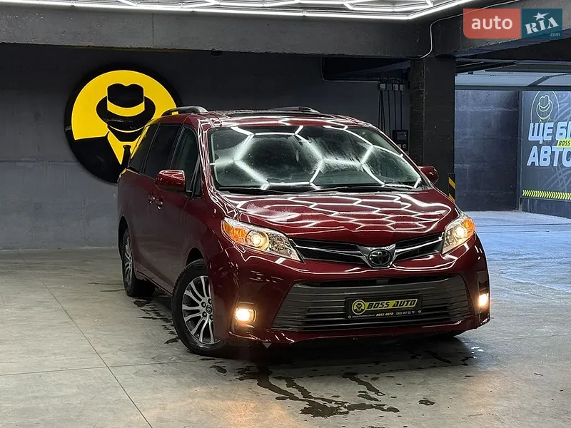 Toyota Sienna 2018