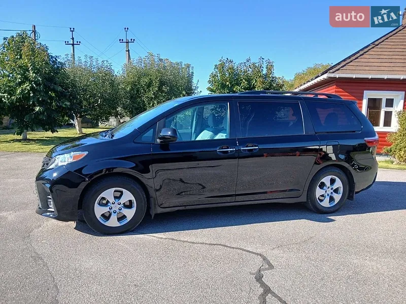 Toyota Sienna 2018