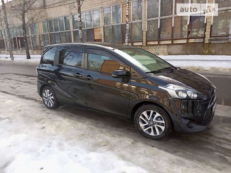 Минивэн Toyota Sienta 2018 в Сумах