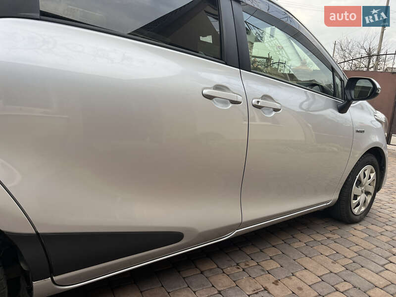 Минивэн Toyota Sienta 2018 в Белой Церкви