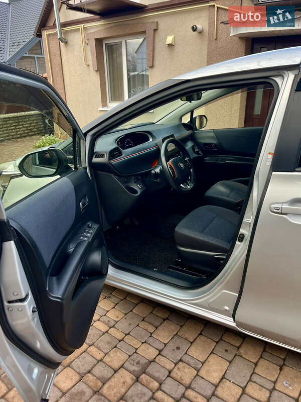 Минивэн Toyota Sienta 2018 в Белой Церкви