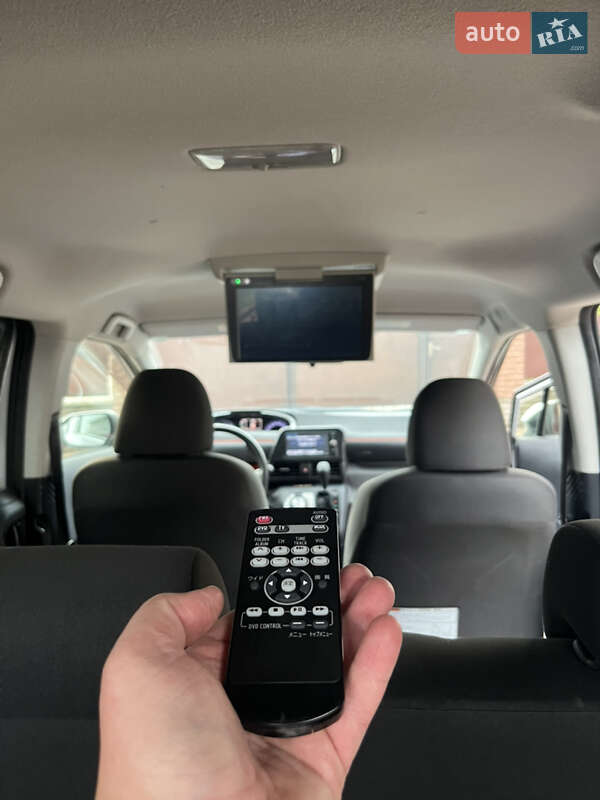 Минивэн Toyota Sienta 2018 в Белой Церкви