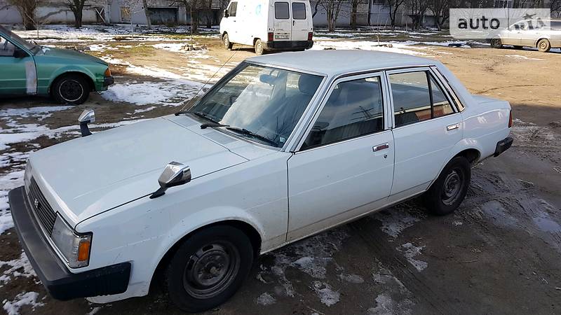 Седан Toyota Sprinter 1982 в Миколаєві