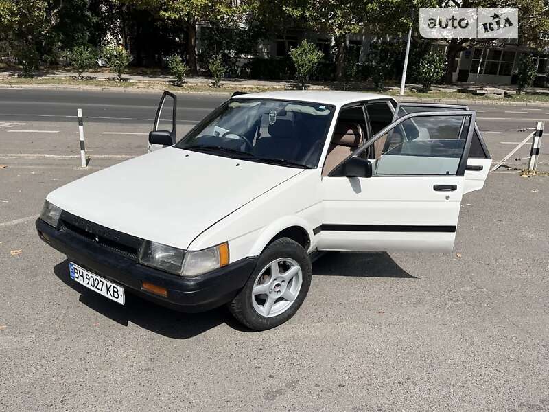 Седан Toyota Sprinter 1986 в Одессе