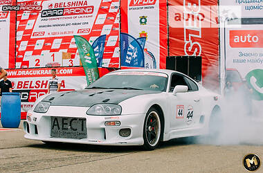 Купе Toyota Supra 1994 в 