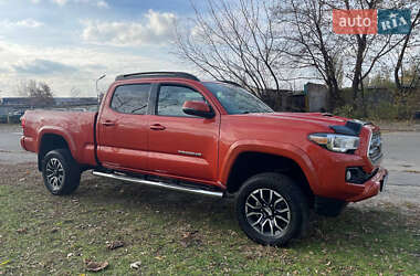 Пікап Toyota Tacoma 2015 в Києві