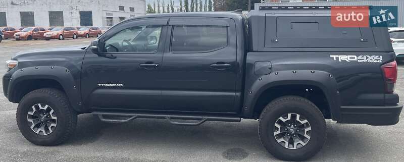 Пікап Toyota Tacoma 2018 в Києві