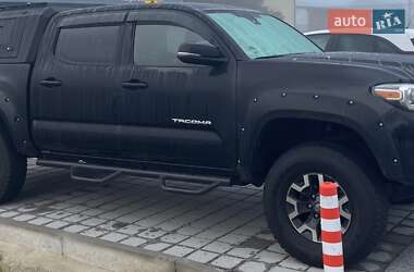 Пікап Toyota Tacoma 2018 в Києві