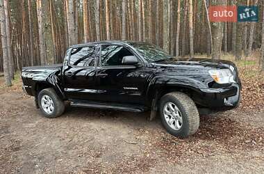 Пікап Toyota Tacoma 2014 в Кропивницькому