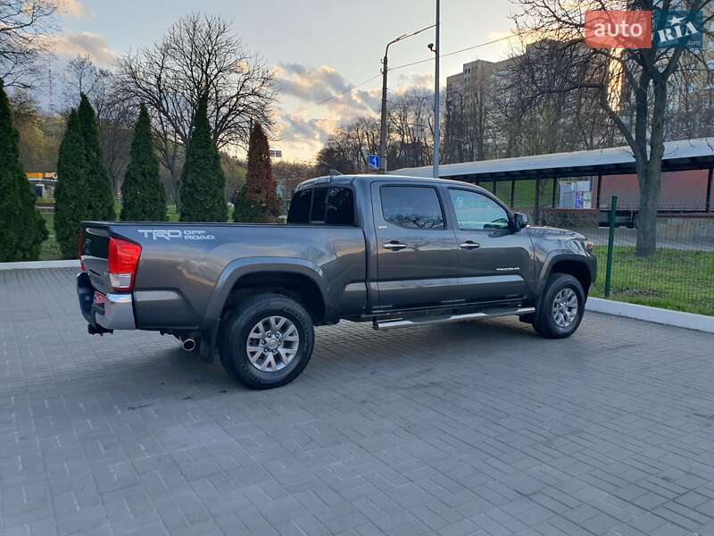 Пикап Toyota Tacoma 2017 в Киеве