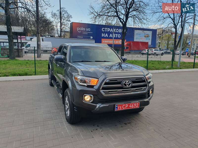 Пикап Toyota Tacoma 2017 в Киеве