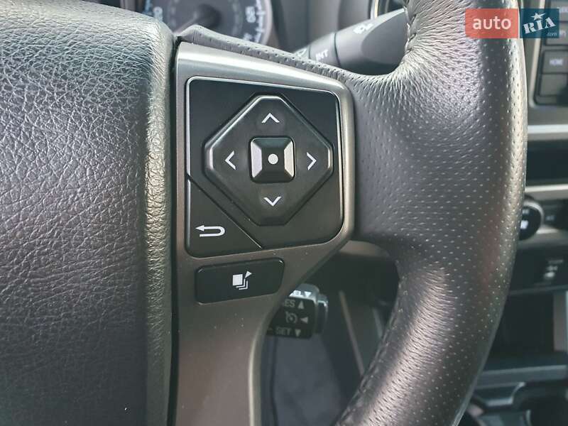 Пикап Toyota Tacoma 2017 в Киеве