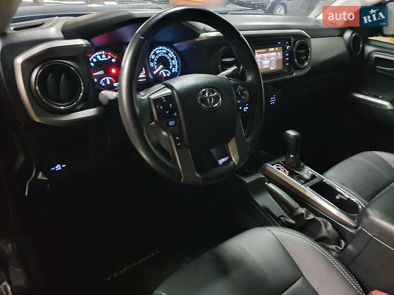 Пикап Toyota Tacoma 2017 в Киеве