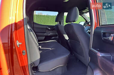 Пикап Toyota Tacoma 2015 в 