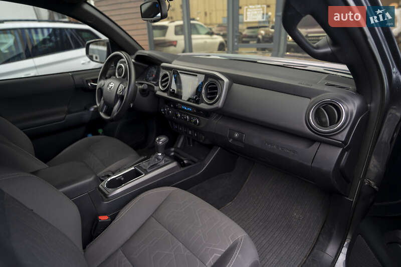 Пикап Toyota Tacoma 2016 в Киеве