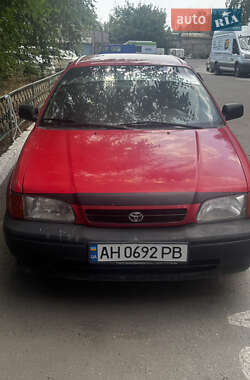 Седан Toyota Tercel 1996 в 